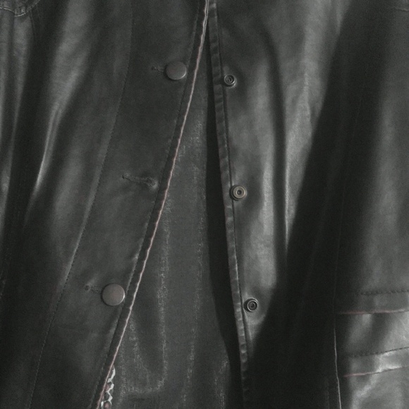 Jacket - Picture 4 of 6